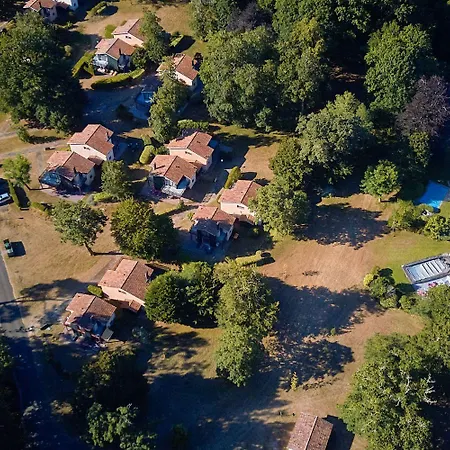 Villa Chateau De *