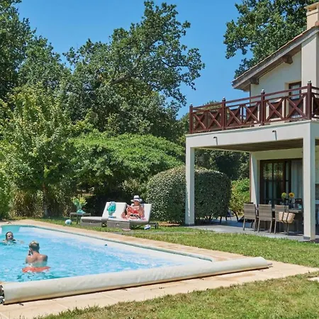 Chateau De * Salles (Gironde)
